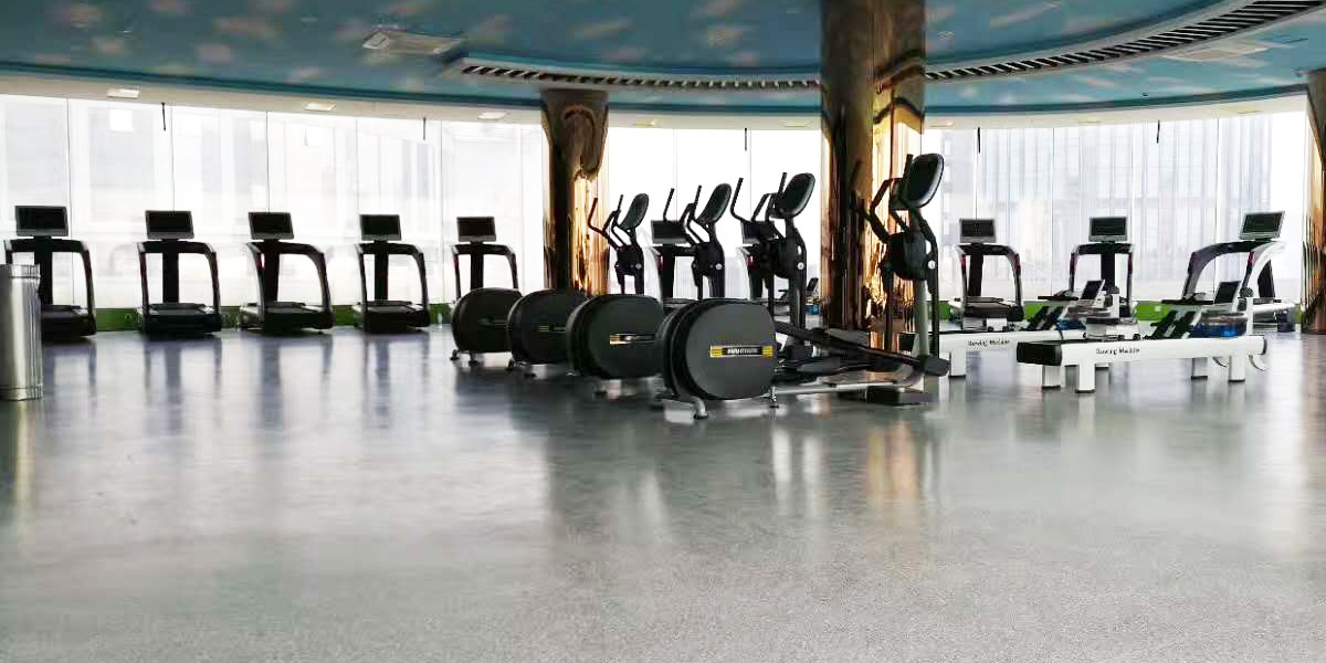 海陵區百斯特健身會所鋪設博凱復合地板案例